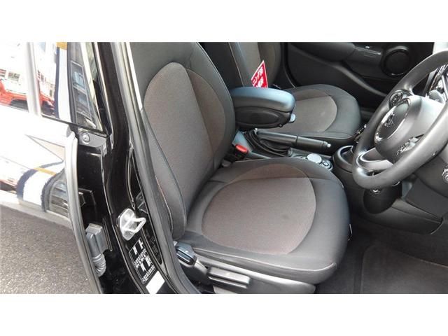 BMW MINI ONE 5DOOR 2019 Image 31