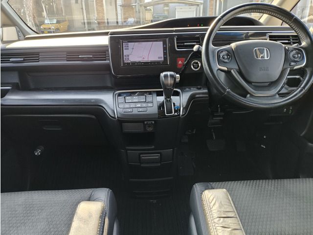 HONDA STEPWAGON SPADA 2015 Image 31