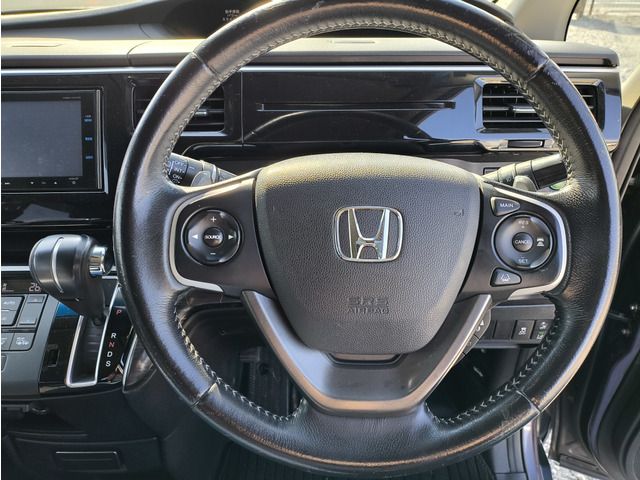 HONDA STEPWAGON SPADA 2015 Image 31