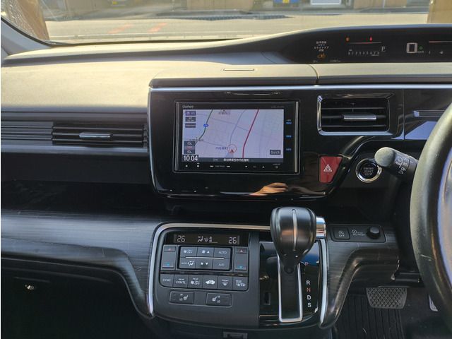 HONDA STEPWAGON SPADA 2015 Image 31