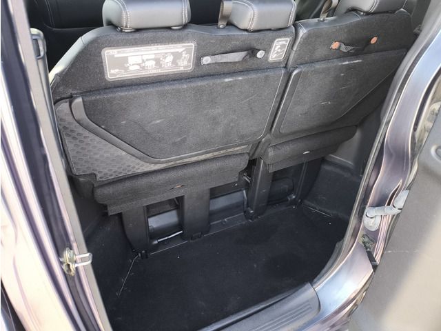 HONDA STEPWAGON SPADA 2015 Image 31