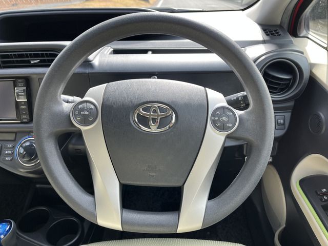 TOYOTA AQUA 2014 Image 31