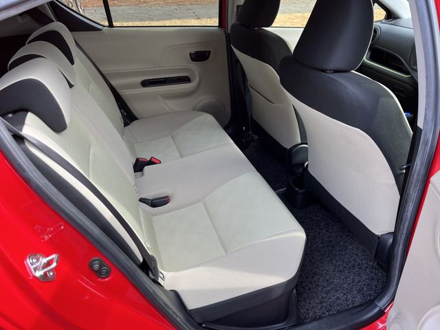 TOYOTA AQUA 2014 Image 31