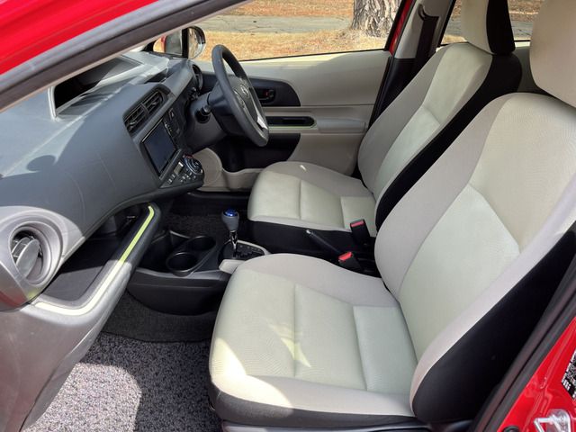 TOYOTA AQUA 2014 Image 31