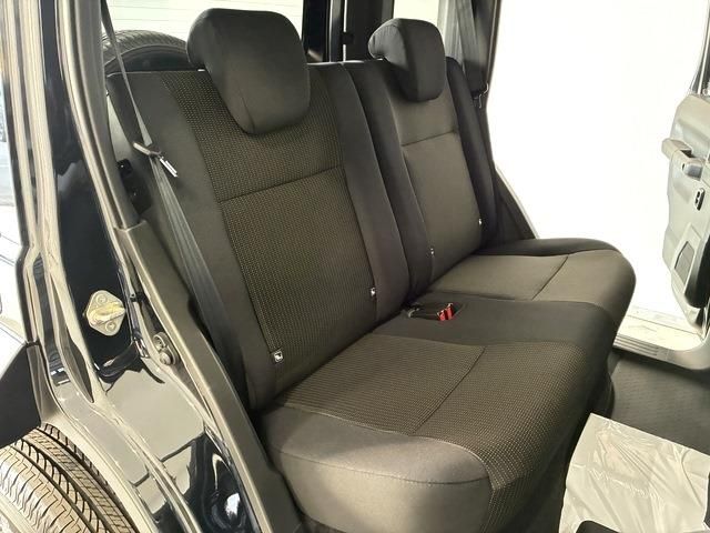 SUZUKI JIMNY NOMADE 2025 Image 31