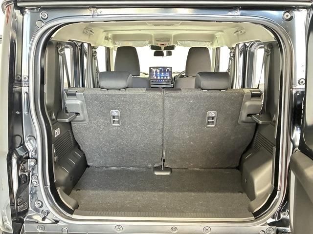 SUZUKI JIMNY NOMADE 2025 Image 31