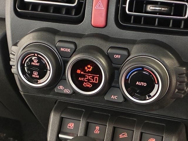 SUZUKI JIMNY NOMADE 2025 Image 31