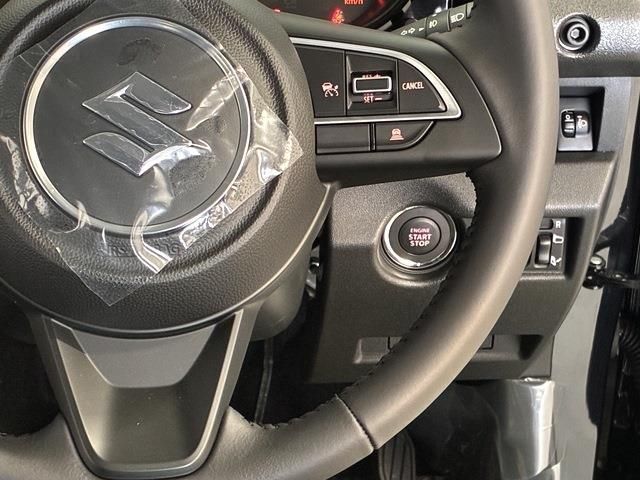 SUZUKI JIMNY NOMADE 2025 Image 31