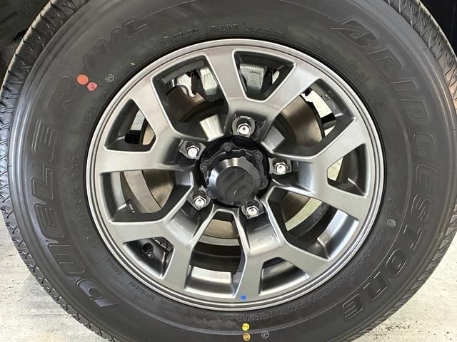 SUZUKI JIMNY NOMADE 2025 Image 31