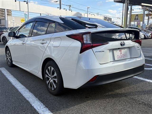 TOYOTA PRIUS 4WD 2020 Image 31