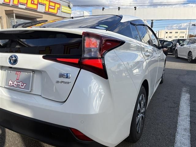 TOYOTA PRIUS 4WD 2020 Image 31