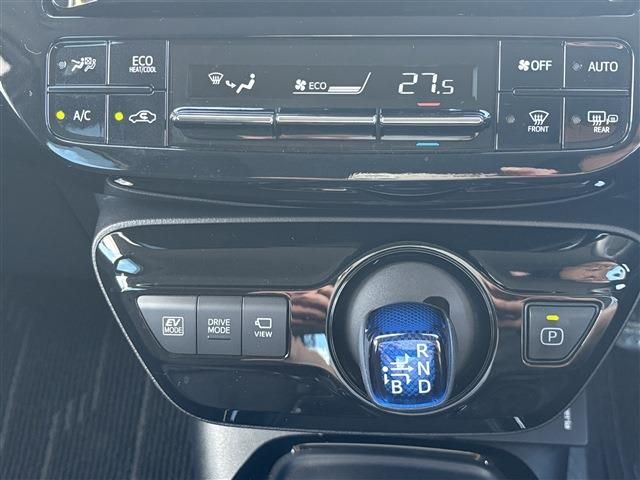 TOYOTA PRIUS 4WD 2020 Image 31