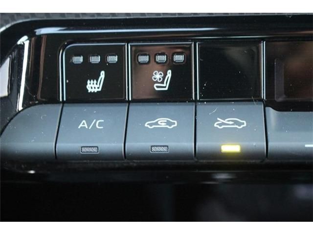 TOYOTA PRIUS 2023 Image 31