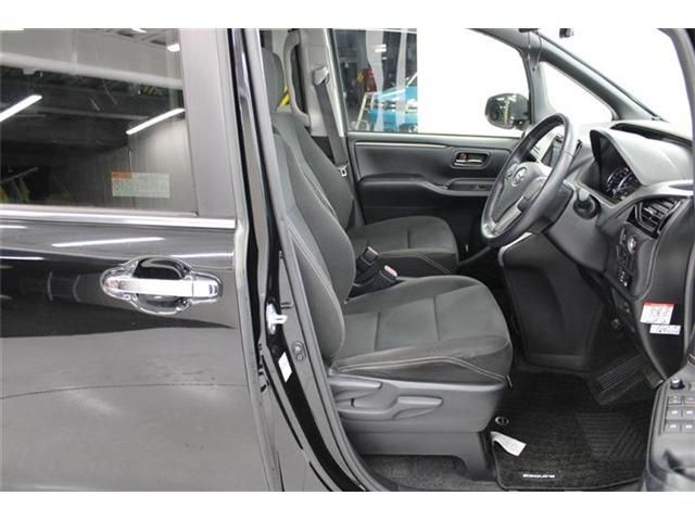 TOYOTA ESQUIRE 2016 Image 31