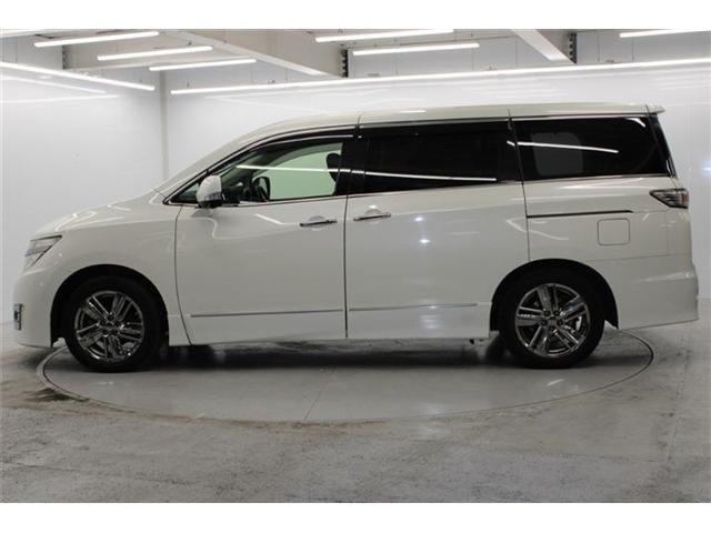 NISSAN ELGRAND 2014 Image 31