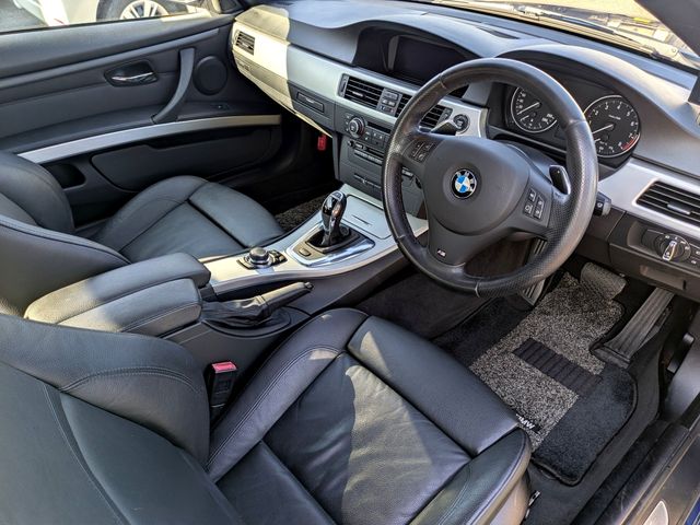 BMW 3SERIES COUPE 2013 Image 31