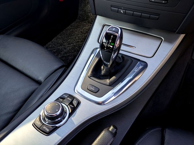 BMW 3SERIES COUPE 2013 Image 31