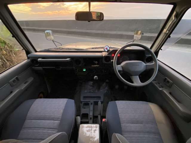 TOYOTA LANDCRUISER 70 1994 Image 31