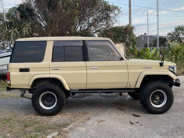 TOYOTA LANDCRUISER 70 1994 Image 31
