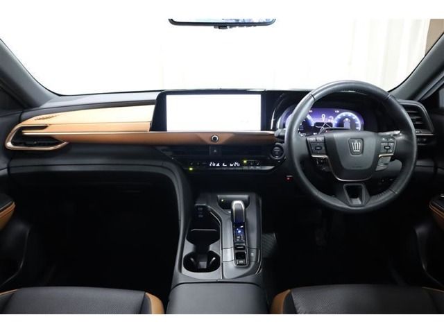 TOYOTA CROWN CROSSOVER 2022 Image 31