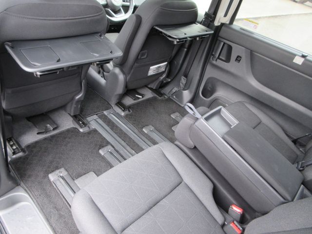 NISSAN SERENA  WG 4WD 2023 Image 31