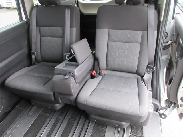 NISSAN SERENA  WG 4WD 2023 Image 31