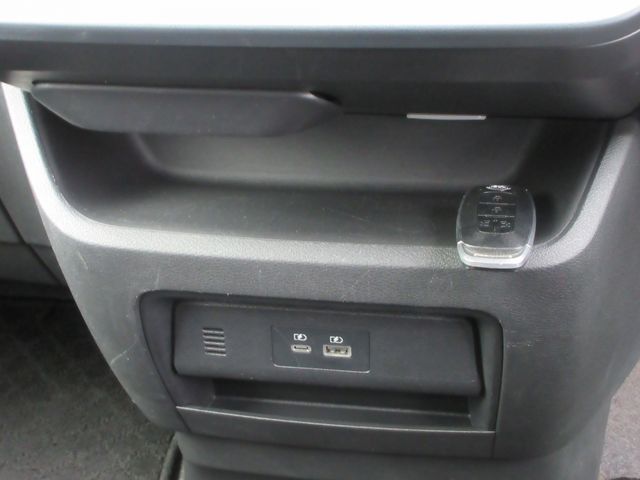 NISSAN SERENA  WG 4WD 2023 Image 31