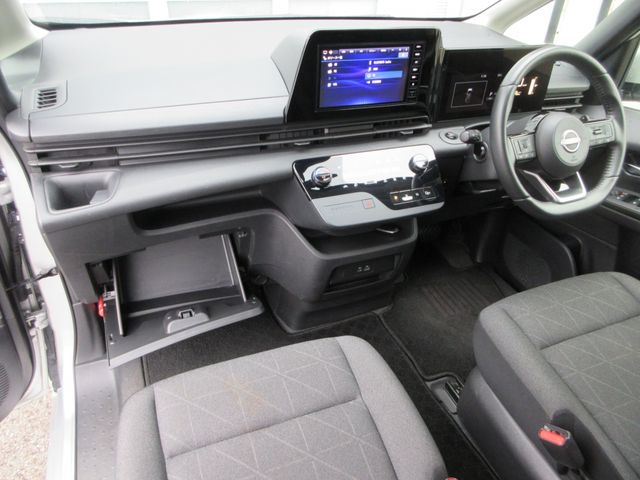 NISSAN SERENA  WG 4WD 2023 Image 31