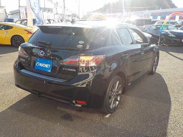 TOYOTA LEXUS CT200H 2012 Image 31