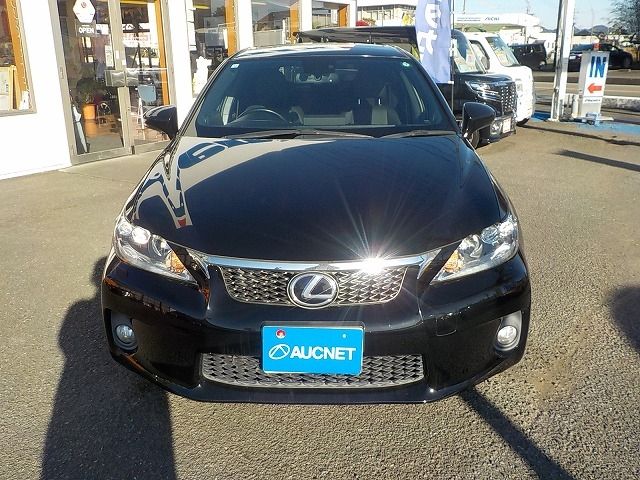 TOYOTA LEXUS CT200H 2012 Image 31