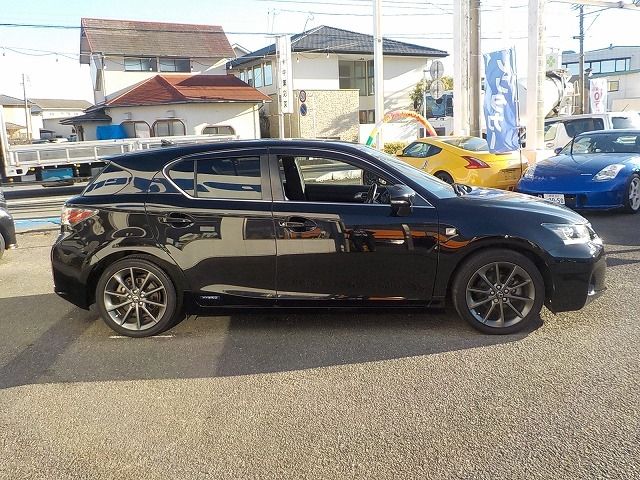 TOYOTA LEXUS CT200H 2012 Image 31