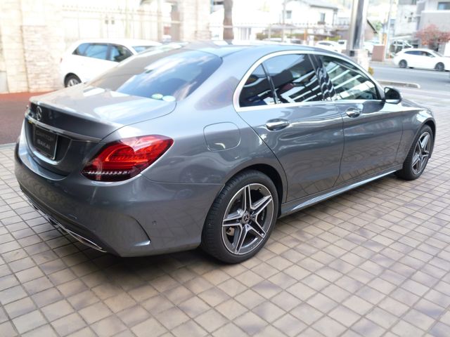 MERCEDES BENZ C CLAS 2018 Image 31