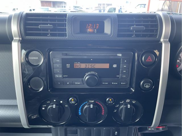 TOYOTA FJ CRUISER 4WD 2013 Image 31