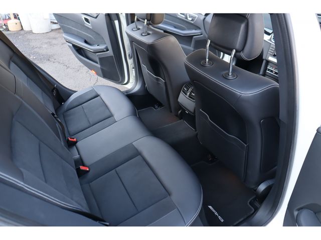 MERCEDES BENZ E CLAS 2014 Image 31