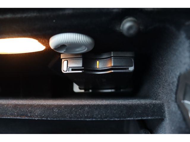 MERCEDES BENZ E CLAS 2014 Image 31