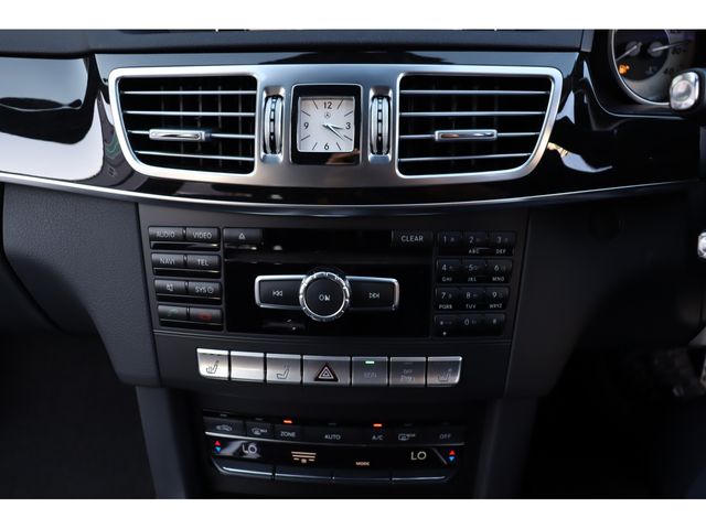 MERCEDES BENZ E CLAS 2014 Image 31