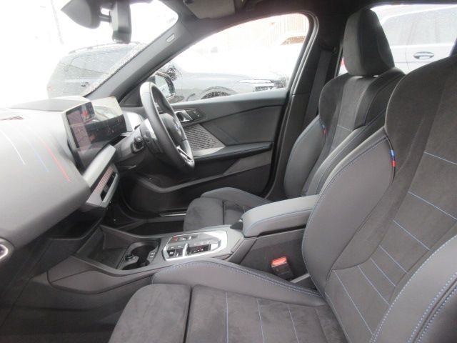BMW 1SERIES 2025 Image 31