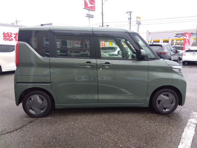 NISSAN ROOX 2024 Image 31