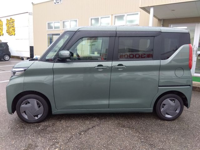 NISSAN ROOX 2024 Image 31