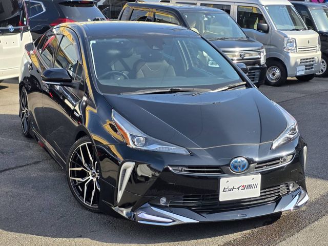 TOYOTA PRIUS 2019 Image 31