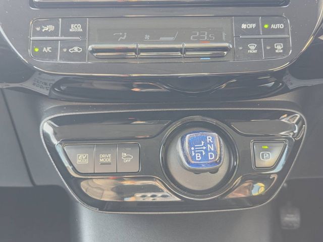 TOYOTA PRIUS 2019 Image 31