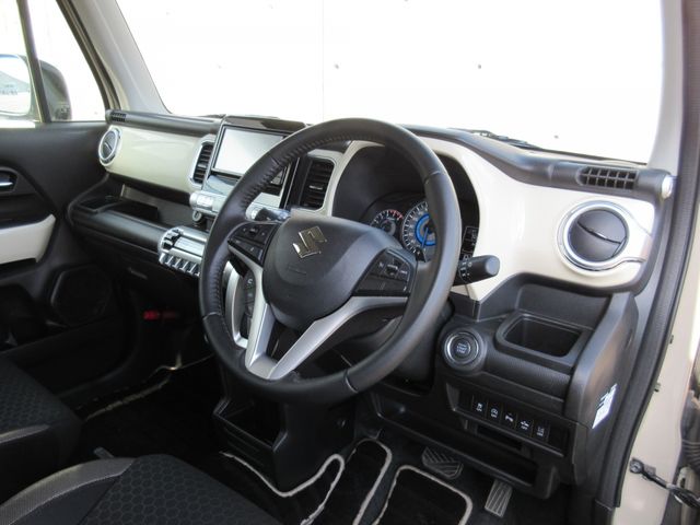 SUZUKI XBEE 4WD 2018 Image 31