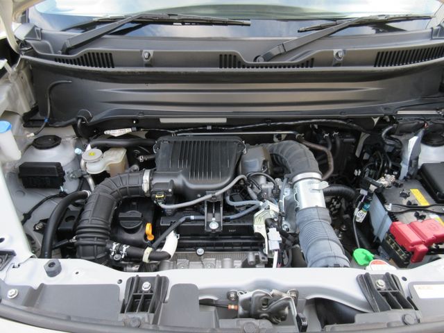 SUZUKI XBEE 4WD 2018 Image 31