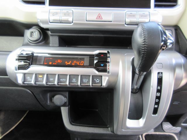 SUZUKI XBEE 4WD 2018 Image 31