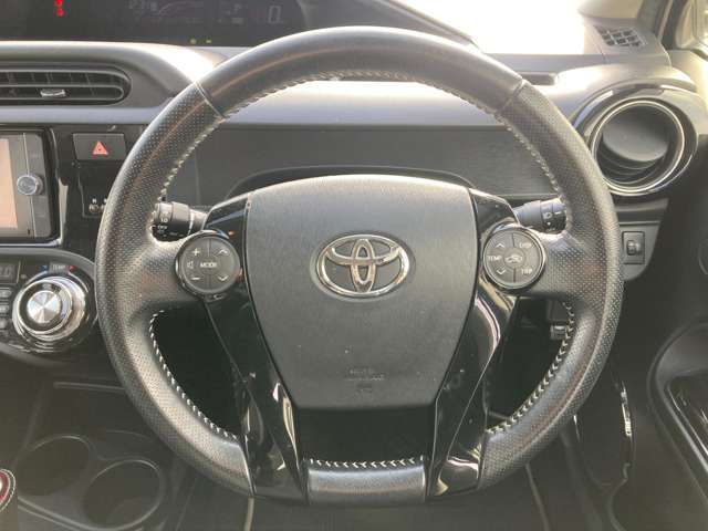 TOYOTA AQUA 2014 Image 31