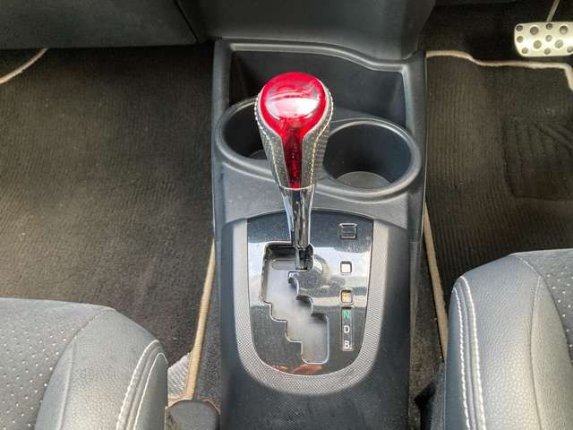 TOYOTA AQUA 2014 Image 31