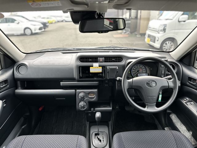 TOYOTA PROBOX VAN HYBRID 2025 Image 31