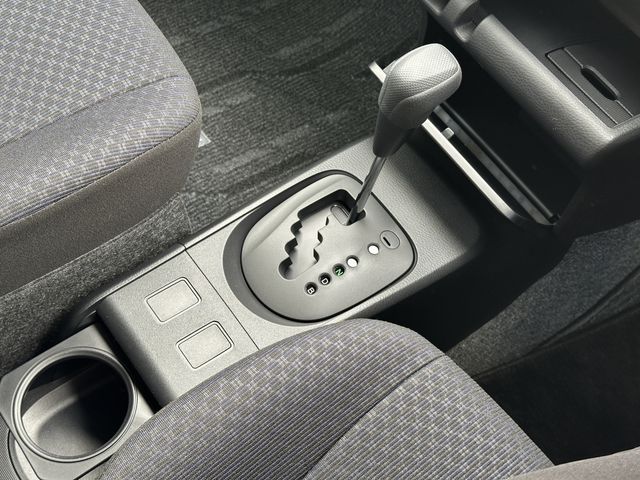 TOYOTA PROBOX VAN HYBRID 2025 Image 31