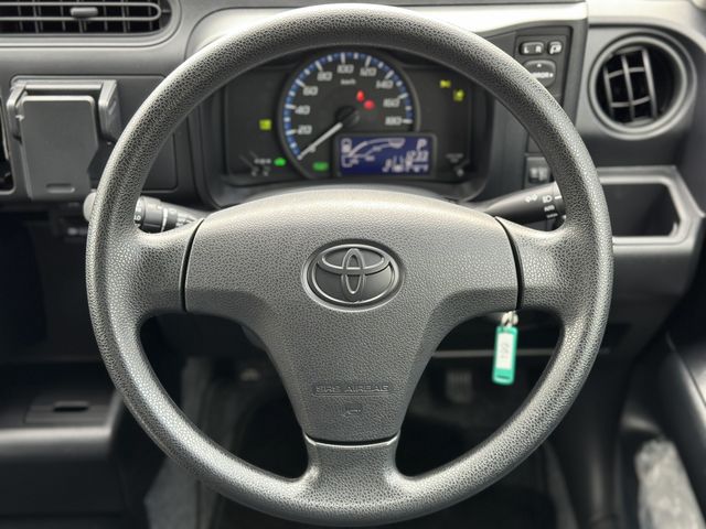 TOYOTA PROBOX VAN HYBRID 2025 Image 31