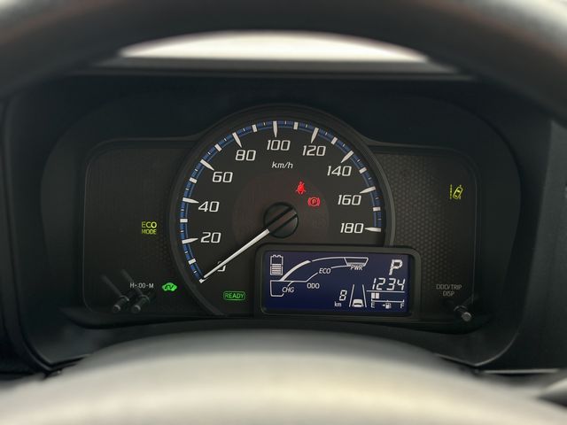 TOYOTA PROBOX VAN HYBRID 2025 Image 31